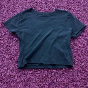 hollister green baby tee